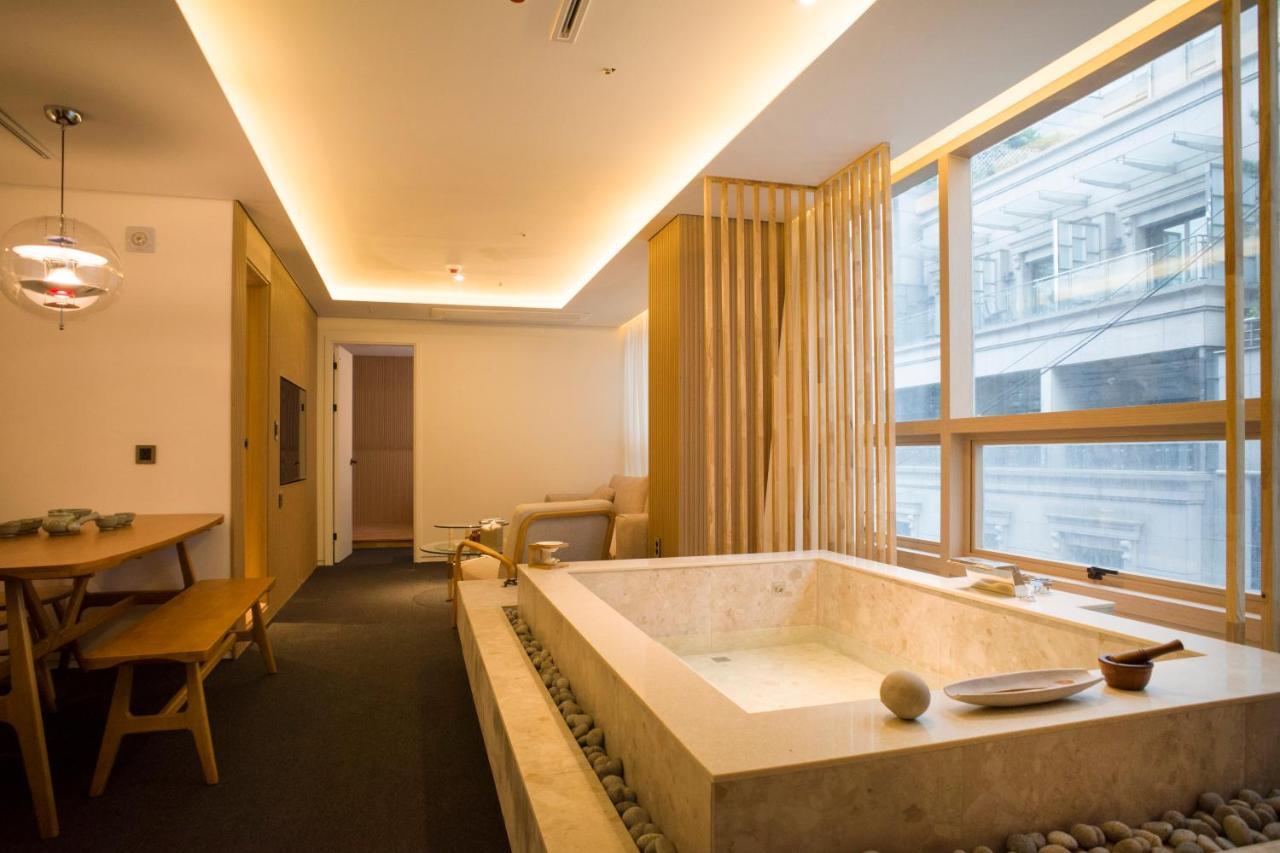Uh Suite The Myeongdong Seul Dış mekan fotoğraf