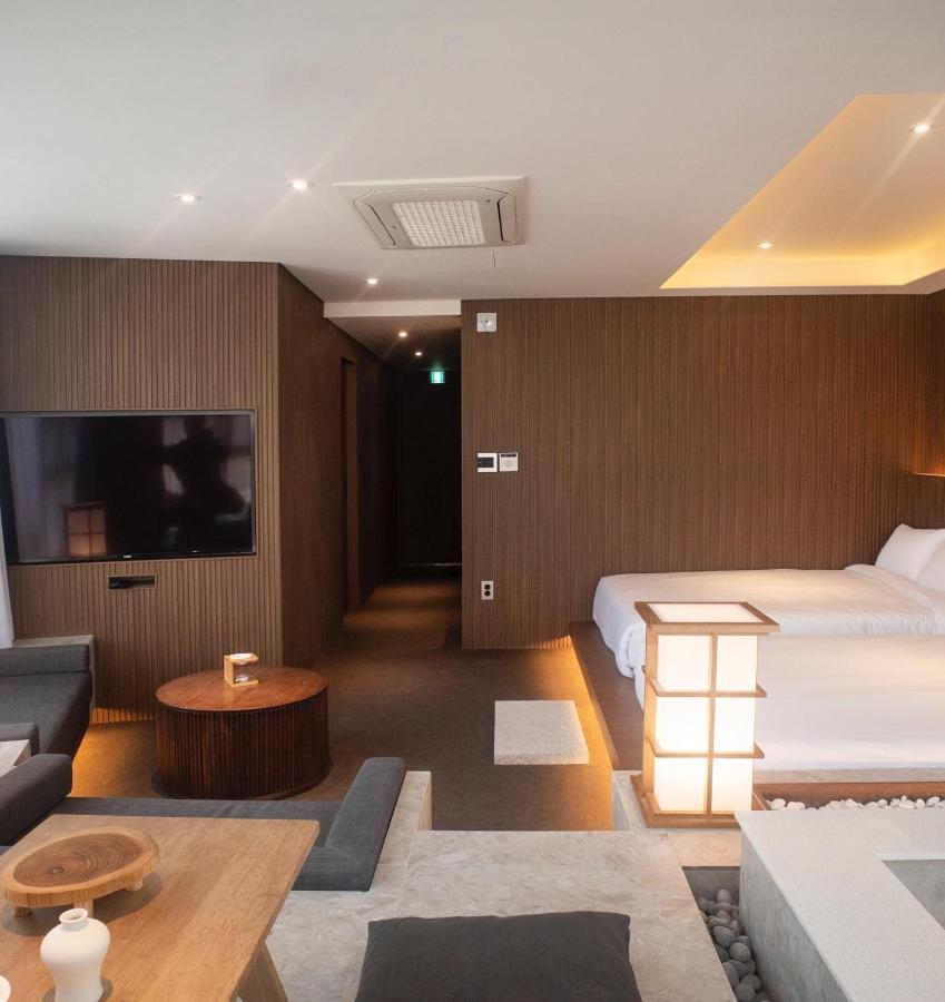 Uh Suite The Myeongdong Seul Dış mekan fotoğraf
