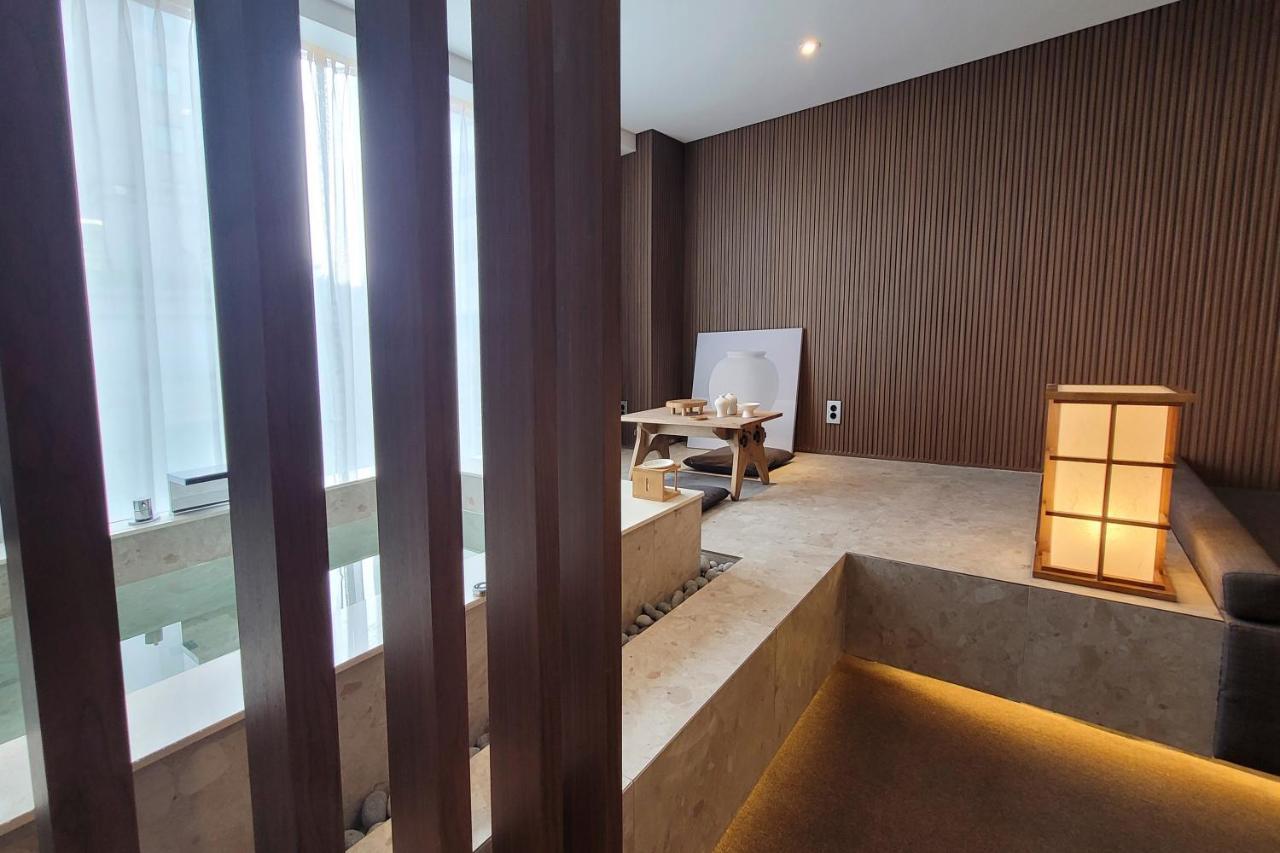 Uh Suite The Myeongdong Seul Dış mekan fotoğraf