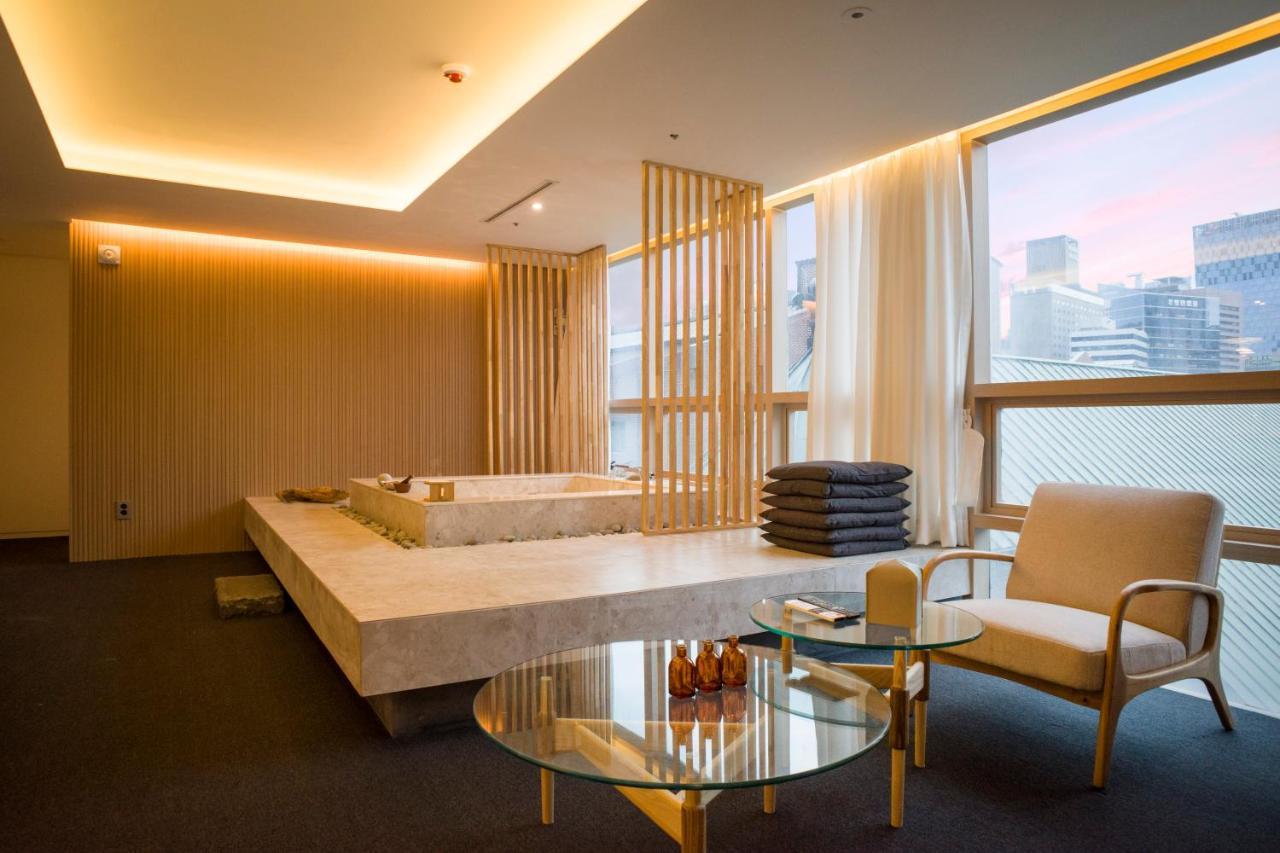 Uh Suite The Myeongdong Seul Dış mekan fotoğraf
