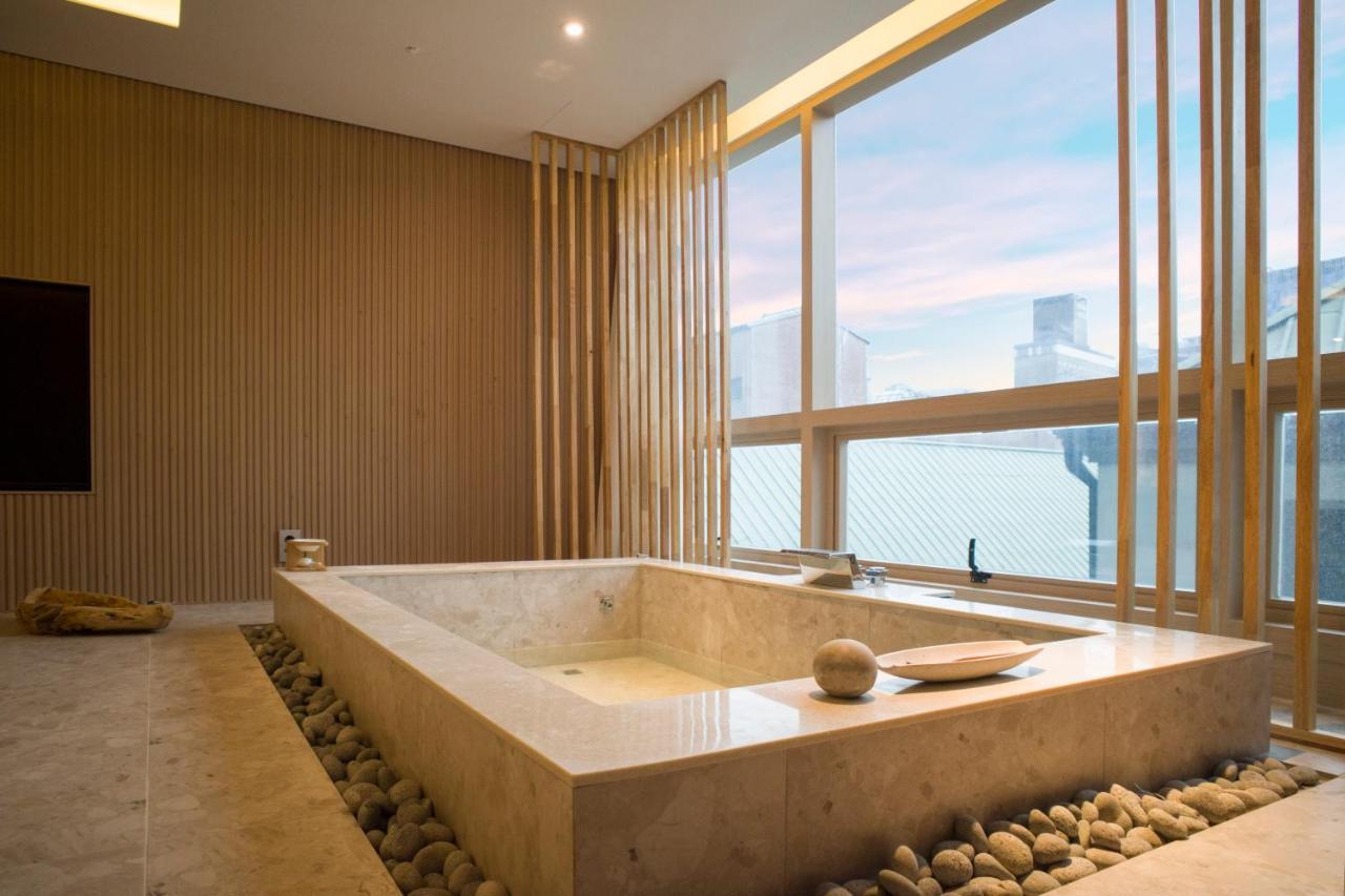 Uh Suite The Myeongdong Seul Dış mekan fotoğraf