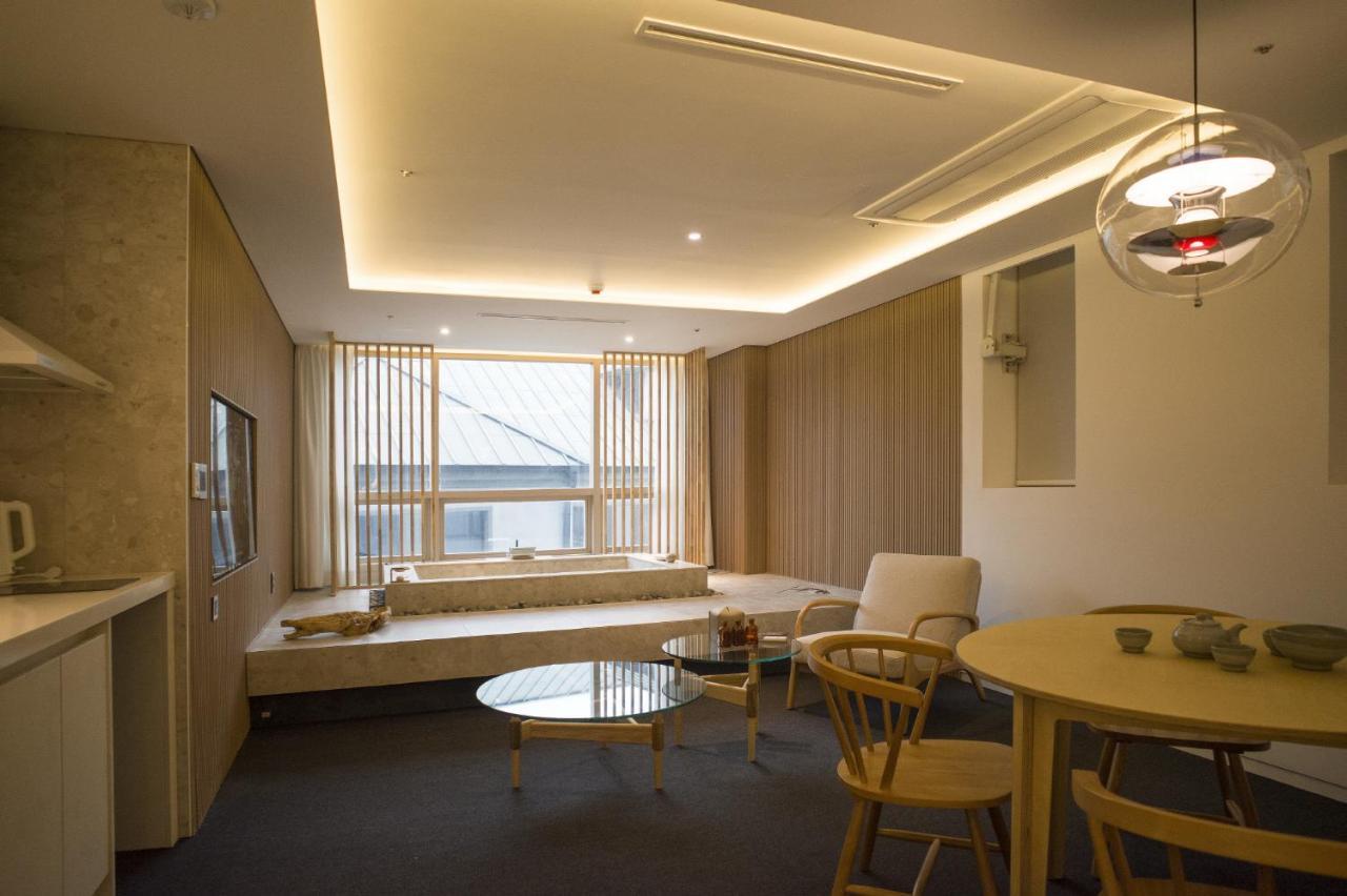 Uh Suite The Myeongdong Seul Dış mekan fotoğraf