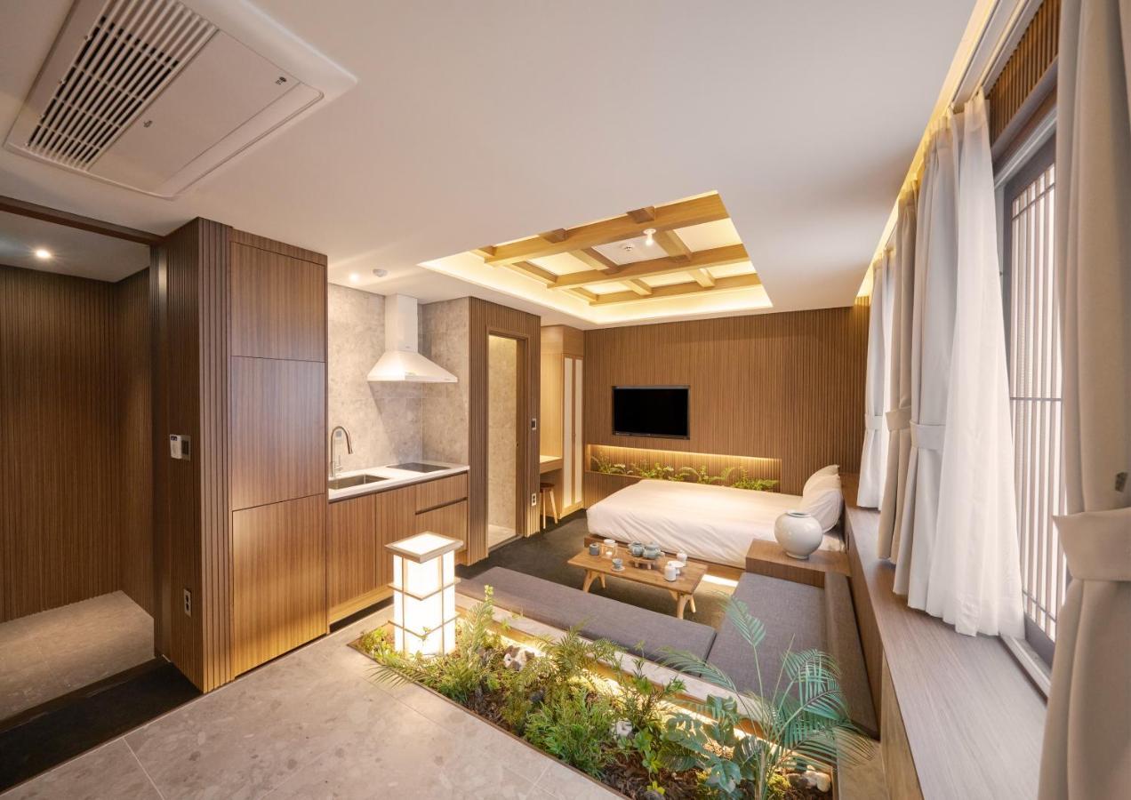 Uh Suite The Myeongdong Seul Dış mekan fotoğraf